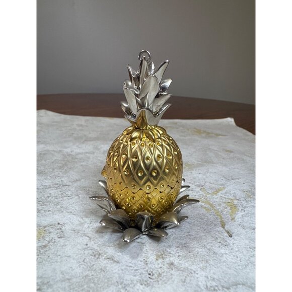 Lexox Williamsburg Pineapple Hinged Trinket Box Ornament - Picture 5 of 8